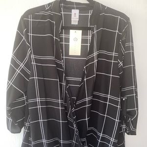 Forever 21 1x Black Blouse